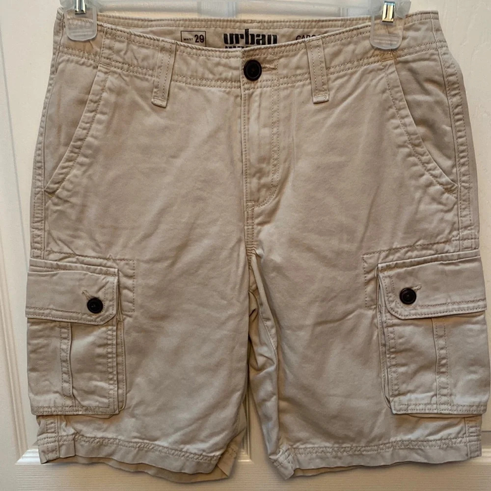 O mens Urban Pipeline beige cargo knee length shorts 30